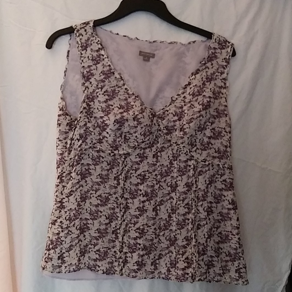 Suit tank